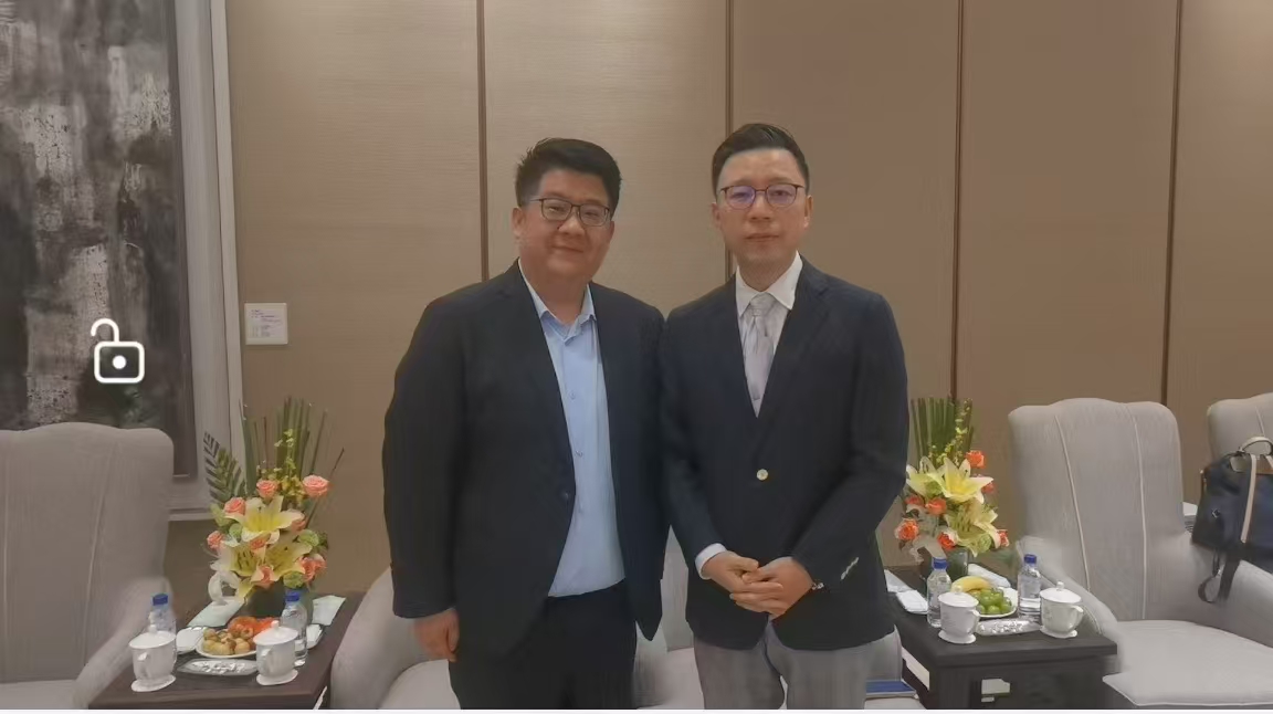 强国智库秘书长王金良、执行主任李学武拜会第十四届全国政协委员、上海交通大学中国发展研究院执行院长陆铭