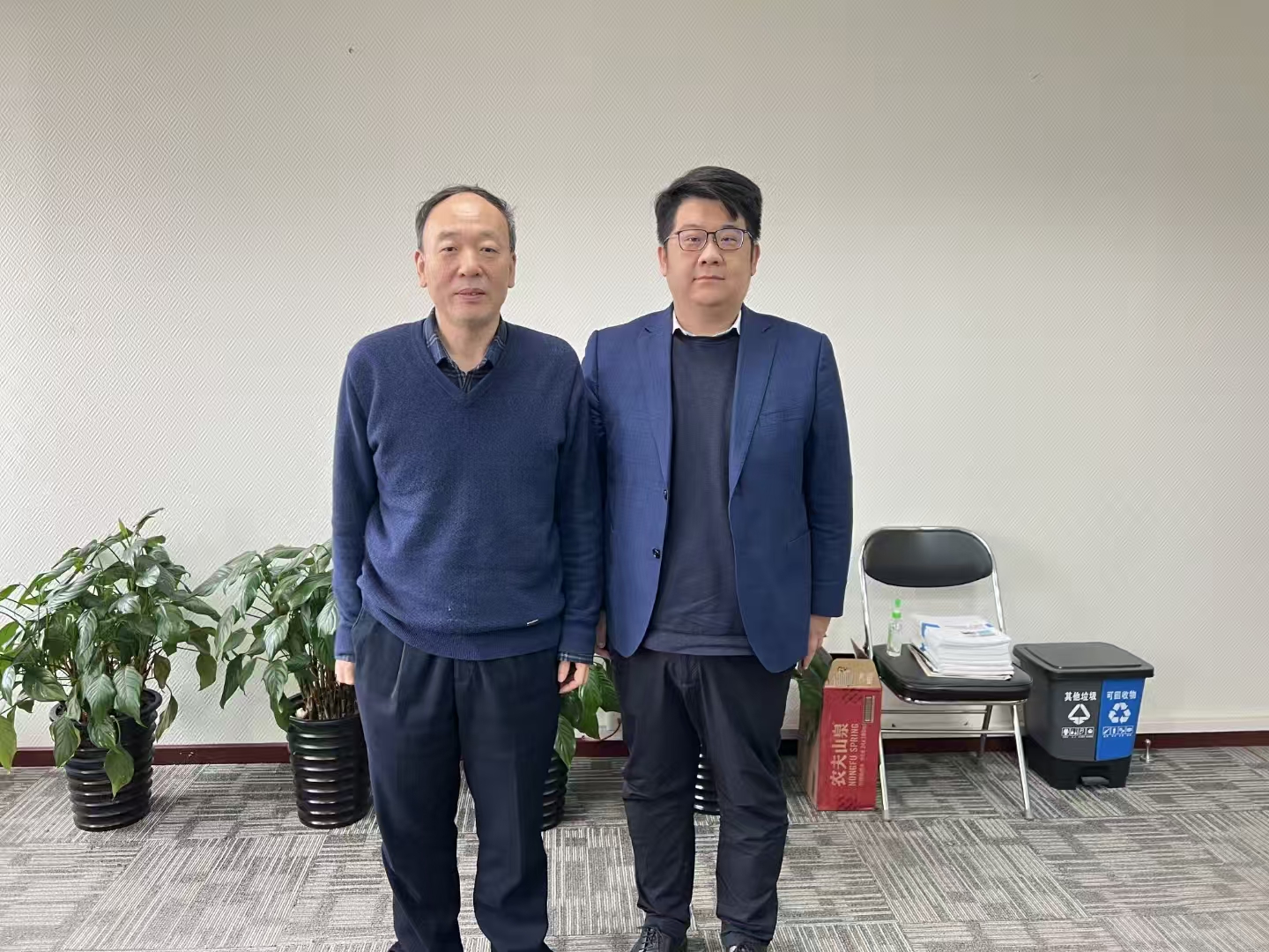 强国智库秘书长王金良、执行主任李学武、对外合作部部长刘庆国拜会中国工程院院士赵春江